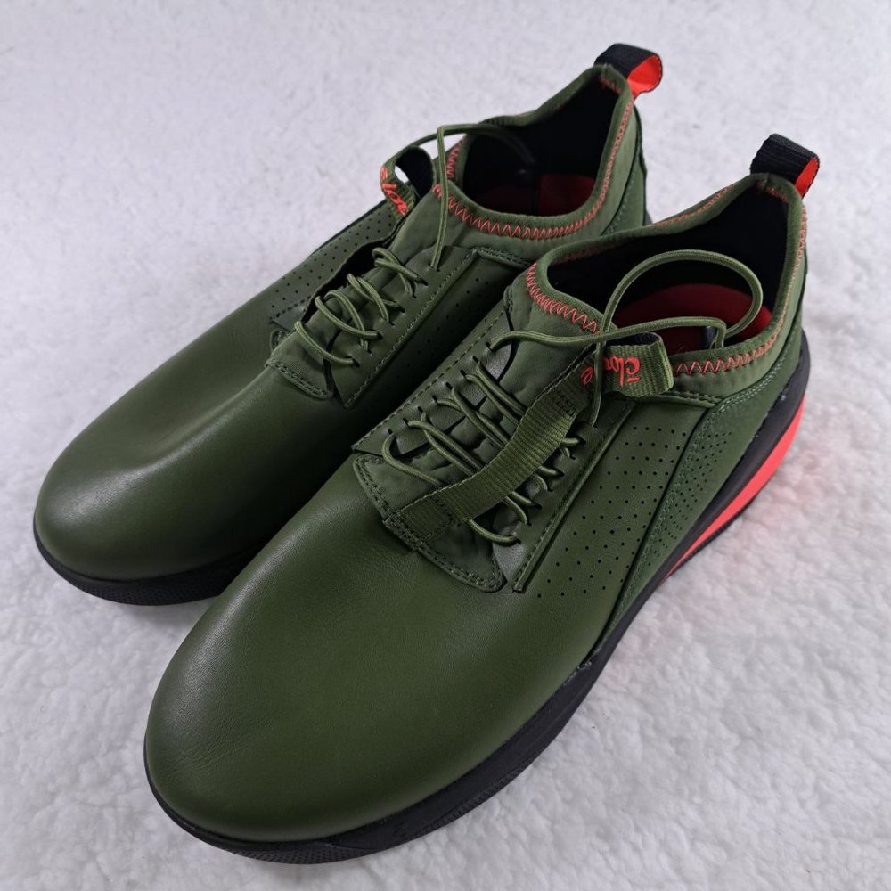 Clove Unisex Nursing Shoes Green Sz M8 W9.5 Comfortable Fluid Resistant Work